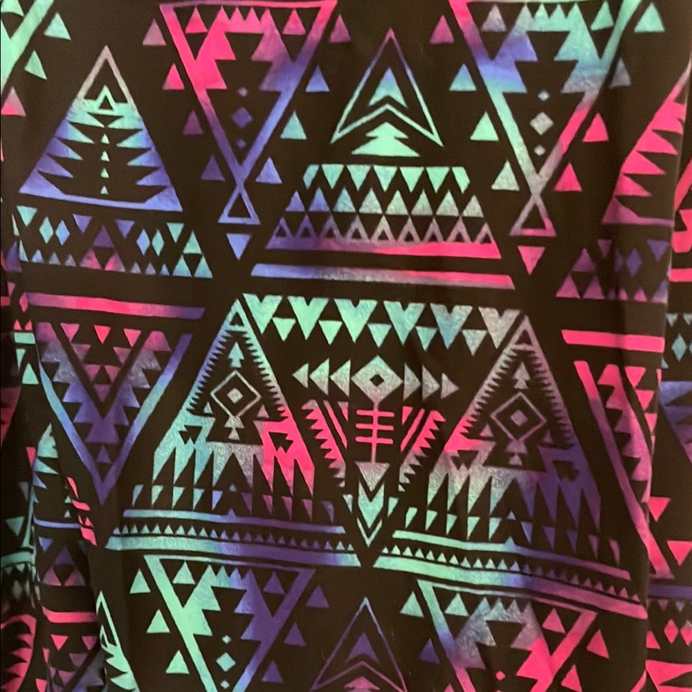Colorful Geometric Pattern Leggings - Picture 2 of 4